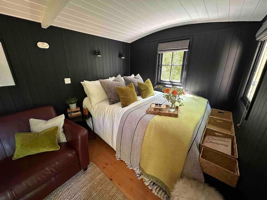 בודמין Cornwall Woodland Shepherd'S Hut - Dennis Hut מראה חיצוני תמונה